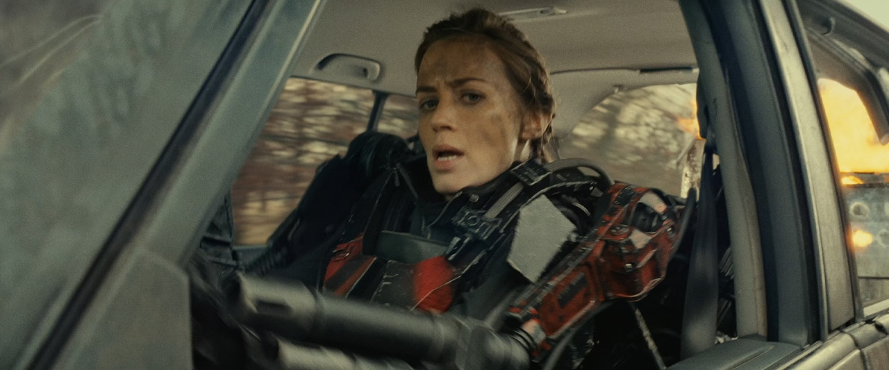Edge of Tomorrow (2014).mkv_snapshot_01.00.57_[2018.02.26_03.31.