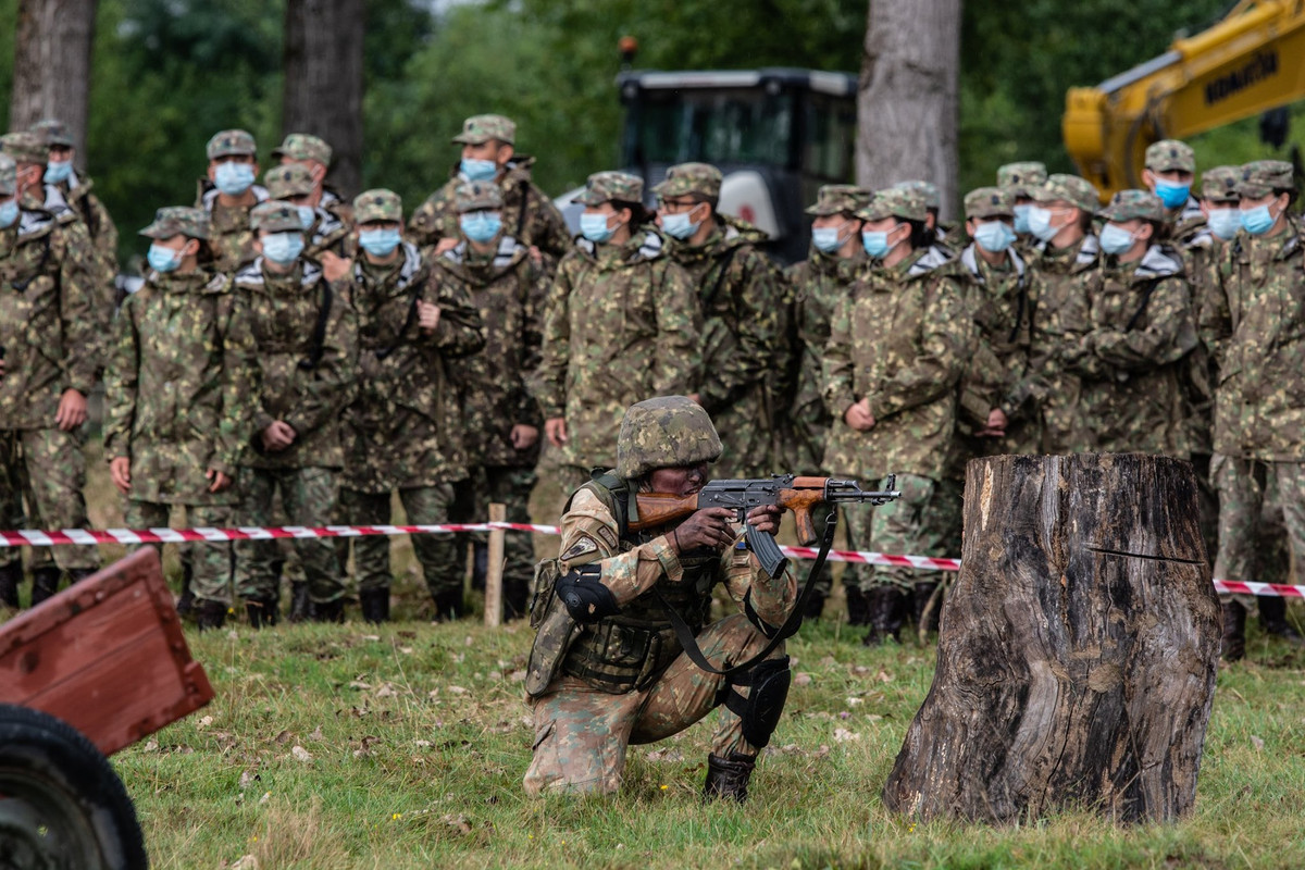 Photos - Romania Military Photos | Page 19 | A Military Photo & Video ...