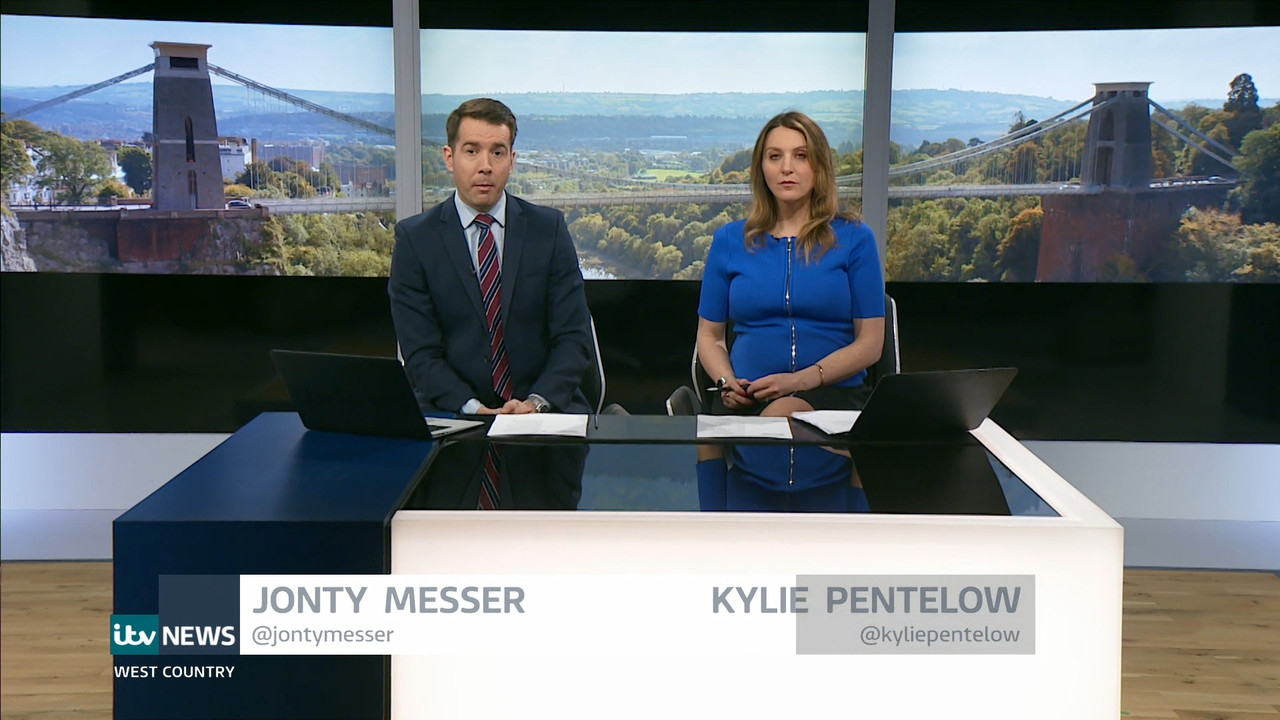 ITV News London 2022_03_23_18_00_00 - 1.ts_snapshot_04.18.250
