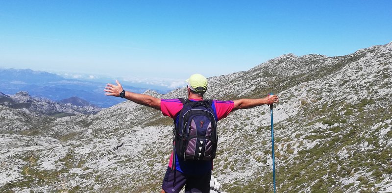 ESCAPADA POR ASTURIAS ORIENTAL - Blogs de España - LAGOS DE COVADONGA-PICO JULTAYU-COVADONGA Miércoles 9 de Septiembre (8)