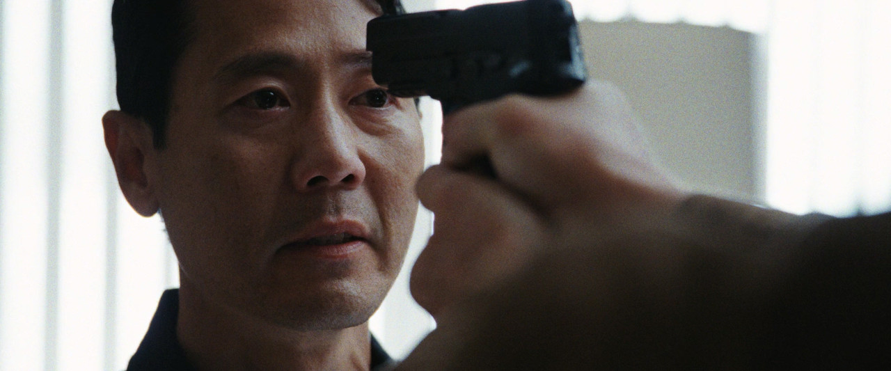 SHE.RIDES.SHOTGUN.2025.1080p.AMZN.WEB-DL.DDP5.1.H.264-BYNDR.mkv_20250826_160445.272