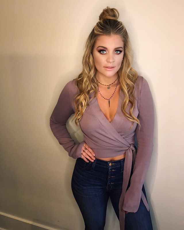 Lauren Alaina