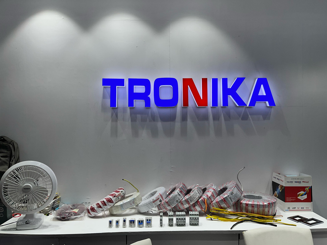 Tronika Team