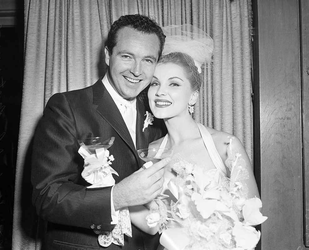 debra_paget_318