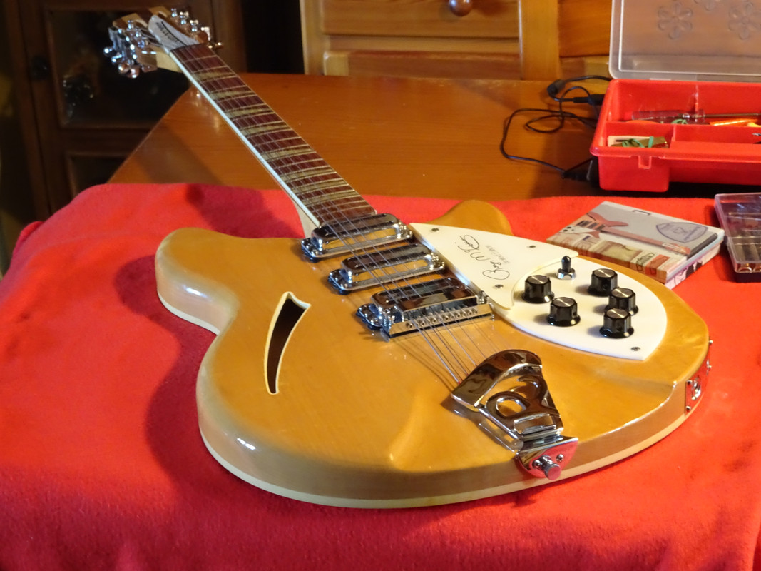 California Dreaming..................Rickenbacker, esa gran desconocida. 28119-III