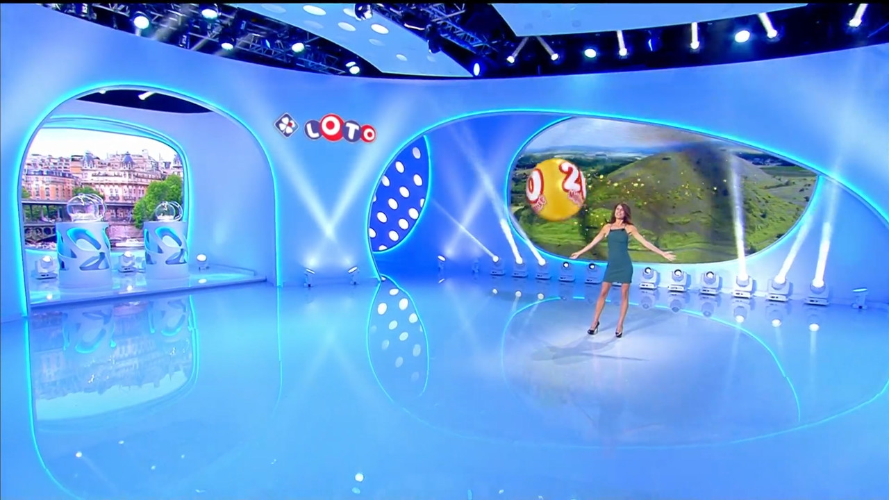 2021-08-28_20_00_TF1_Le-20h.mp4_snapshot_00.53.58.150