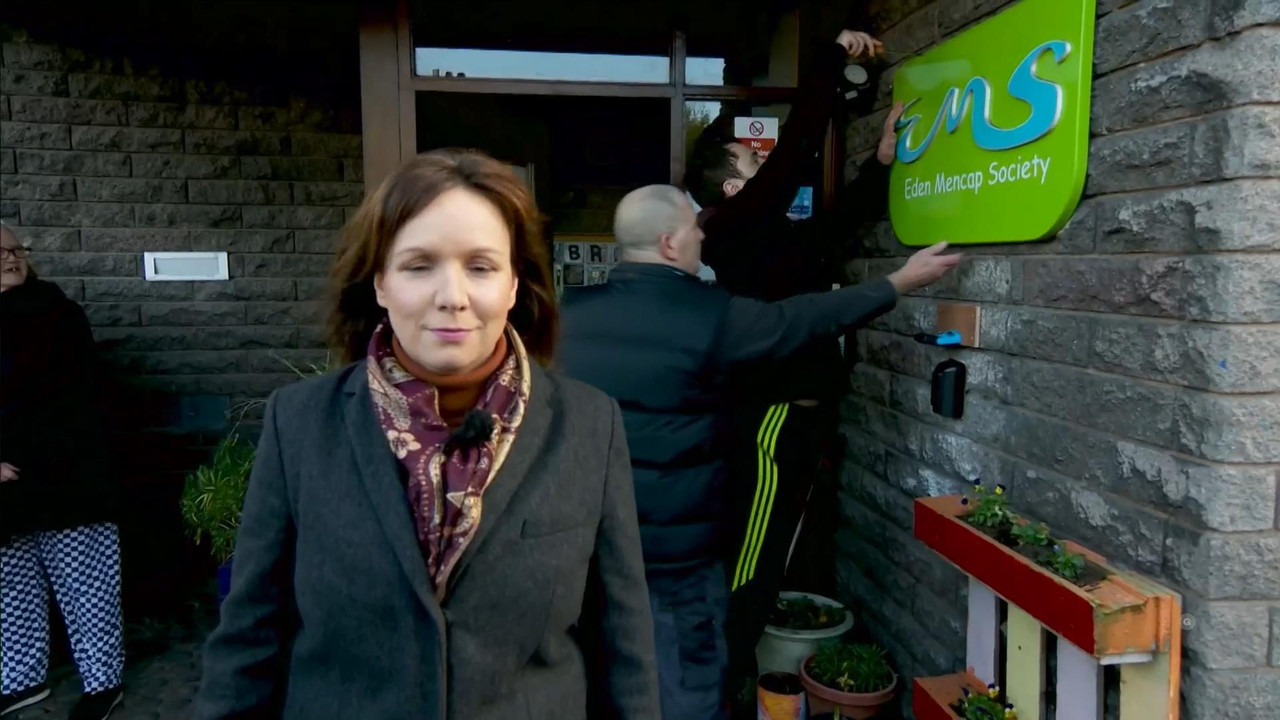07 January - 18.00.00 - ITV News London. The latest news and wea