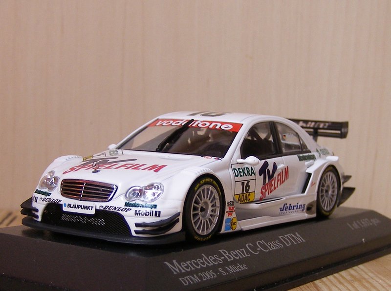 Mercedes C-klass DTM 2005 Mucke (4)