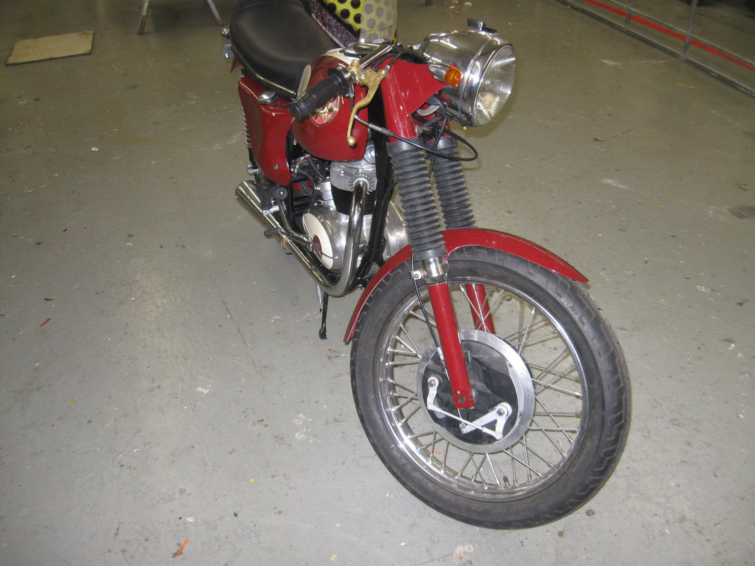 B40 RH front