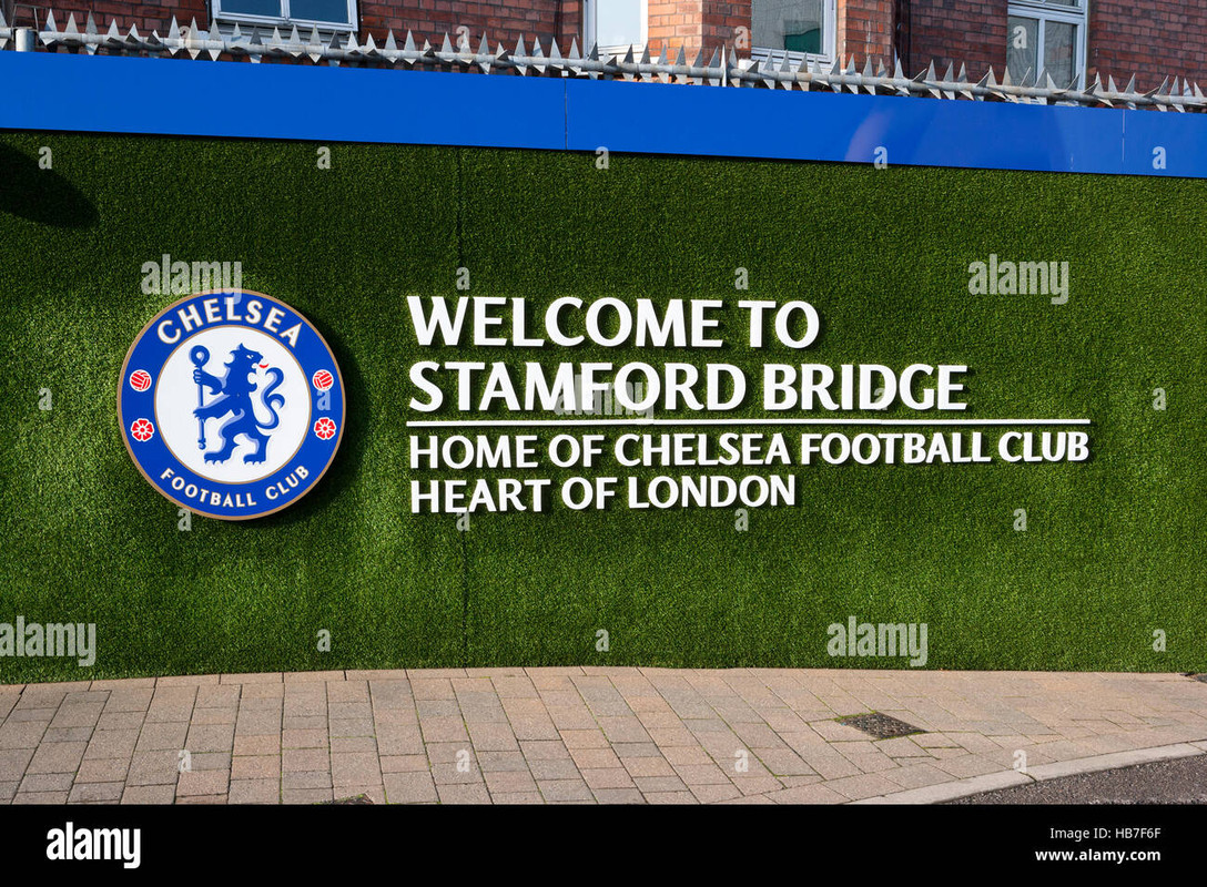 chelsea-football-club-stamford-bridge-welcome-sign-HB7F6F