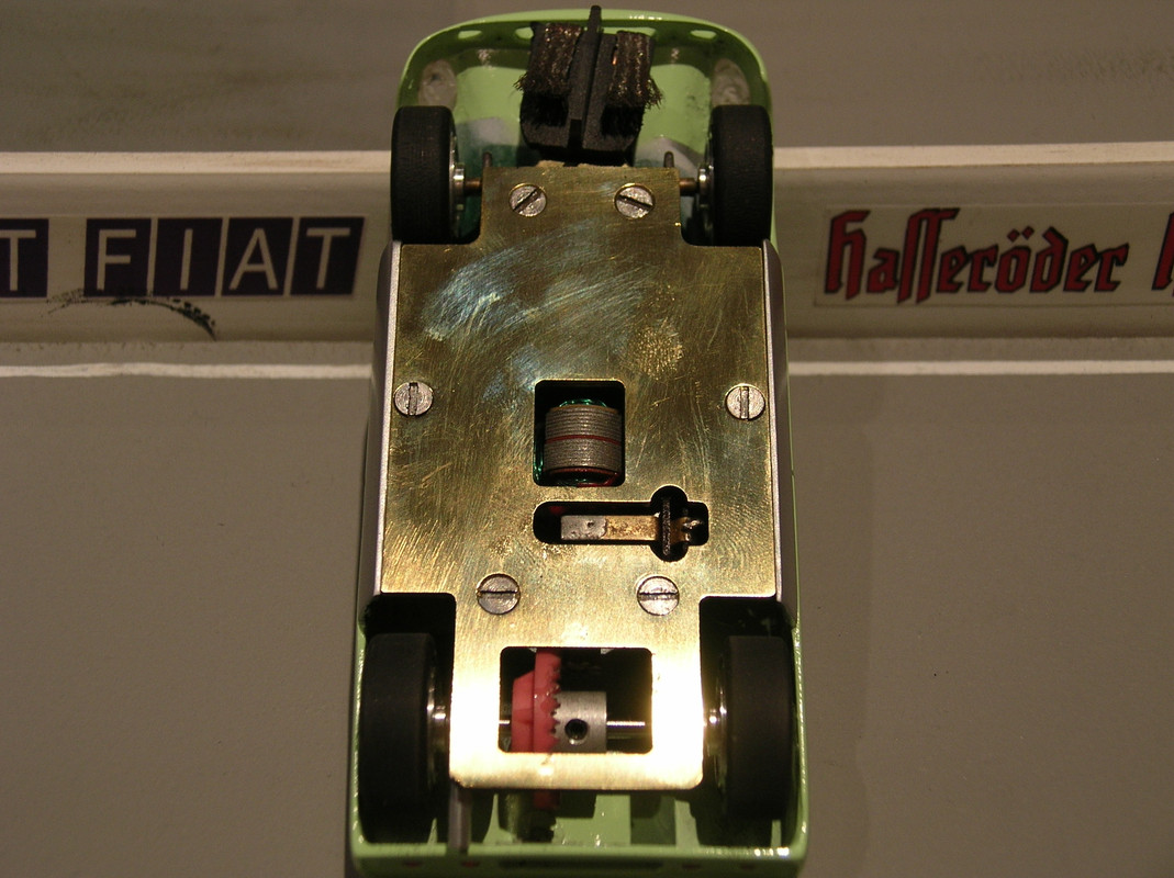 [Image: 2005-06-03-22-50-14.jpg]