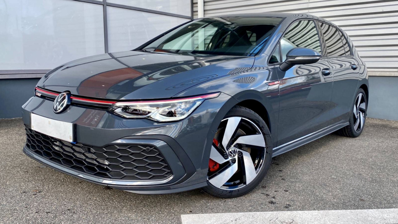 BEC7098C-FBED-4062-94D8-F0FD6FC1656C