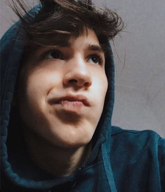 SAMUEL.jpg