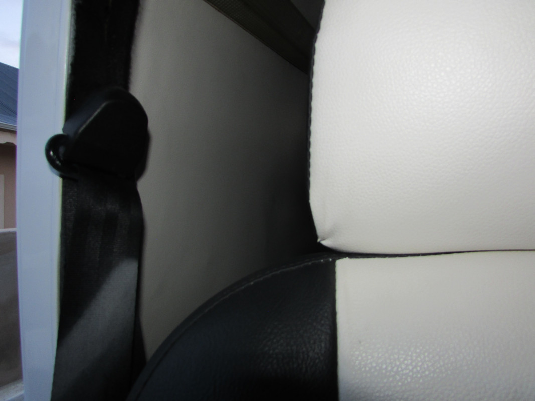 Bay seat belt points (6)