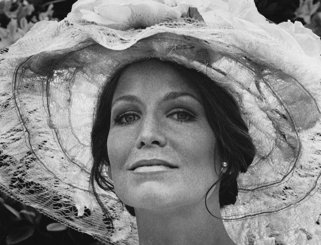 Alexandra_Stewart_a06