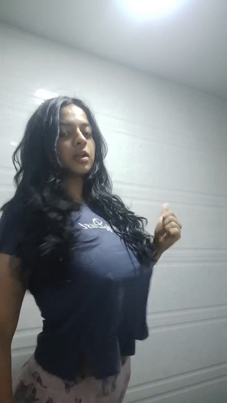 busty desi girl huge hanging tits and nipple pokie in slight blue tshirt mp4 snapshot 00 08 705