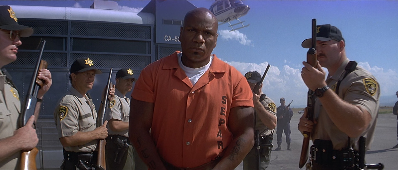 Con Air (1997).mkv_snapshot_00.14.55_[2018.02.07_22.30.37]