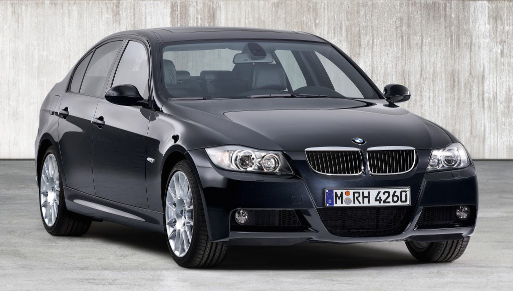 BMW-320si (2005-06) E90