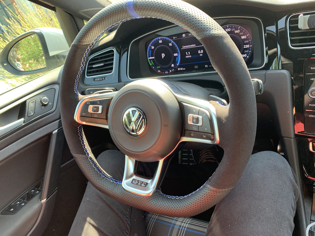 6FEDF836-146F-4009-AB0A-A7ABFDBE57F3