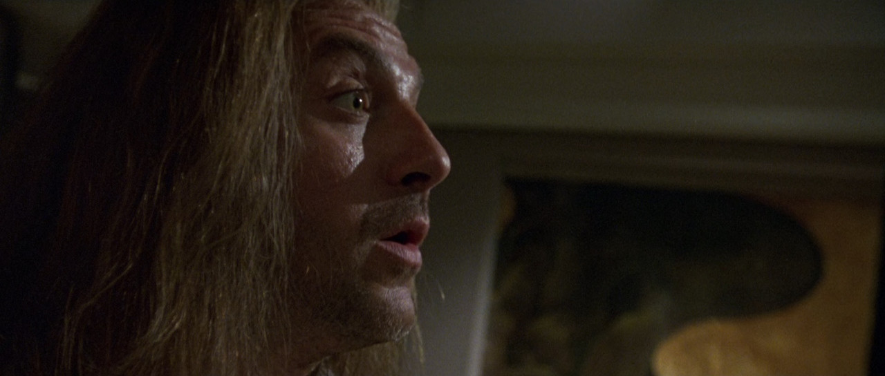 Strange Days (1995).mkv_snapshot_02.00.35_[2018.02.25_02.30.40]