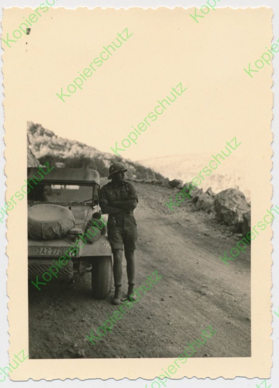 DAK Afrika Pz.AR.Regt.33 VW Kübel Typ 82 Sandrei