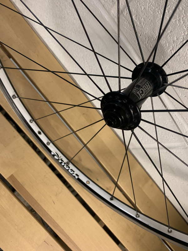 71348779-3960-4C67-B824-61D9B511ADED