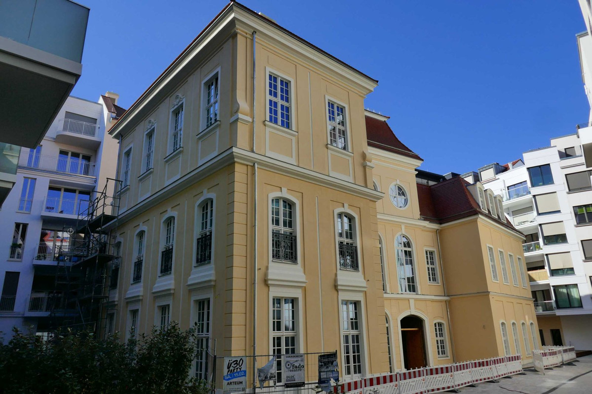 Bild: https://i.postimg.cc/jjJ42KtK/P1310025.jpg