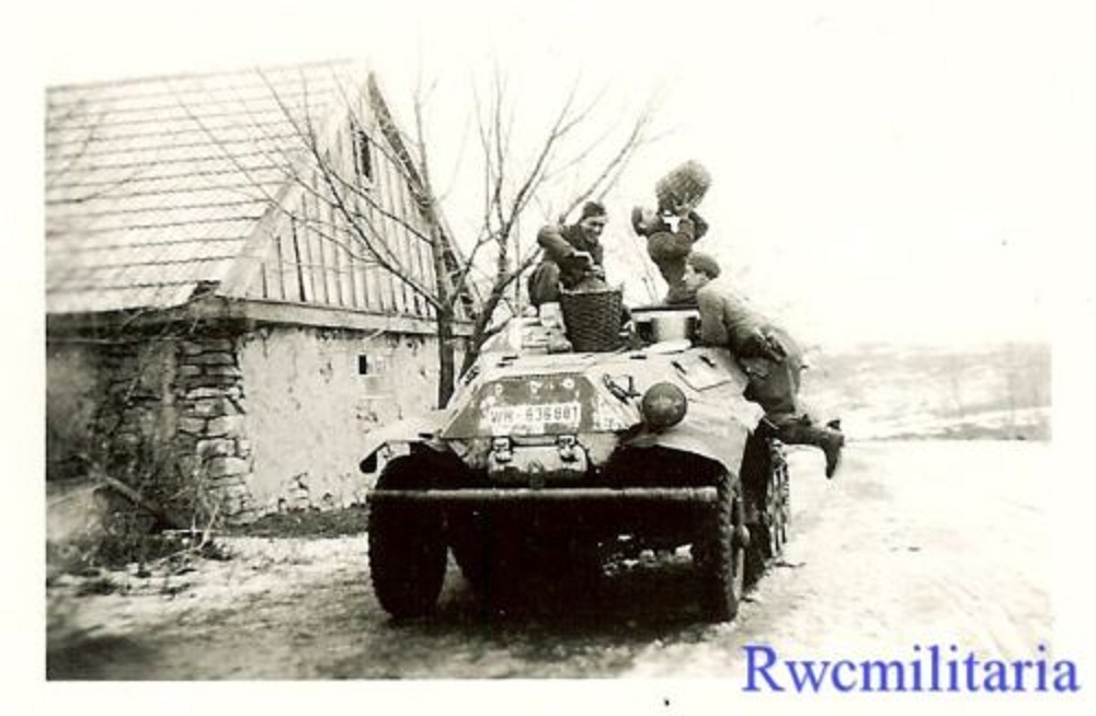 German SdKfz.251 Schützenpanzerwagen Halftrack (