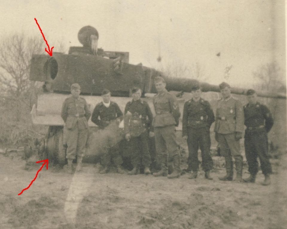 Foto März 1943 CHARKOW Ukraine - deutscher TIGER