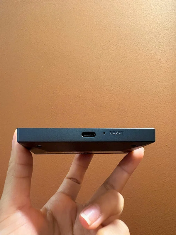 Bộ phát WiFi 5G ZTE V50 sử dụng SIM Nano