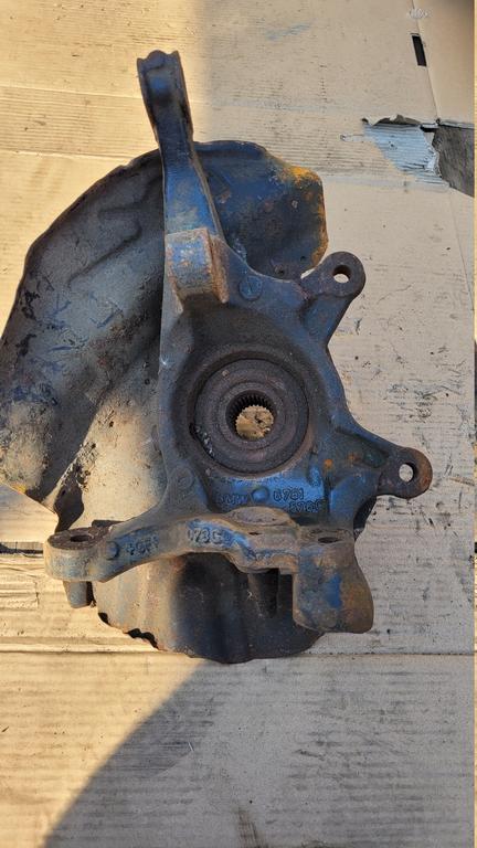 Поворотный кулак