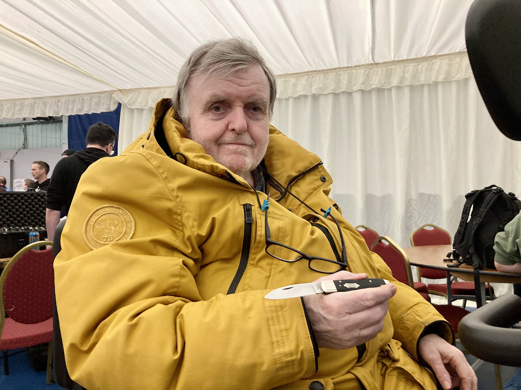 38784223-F9F8-4C08-961F-E6CD9CEFC785