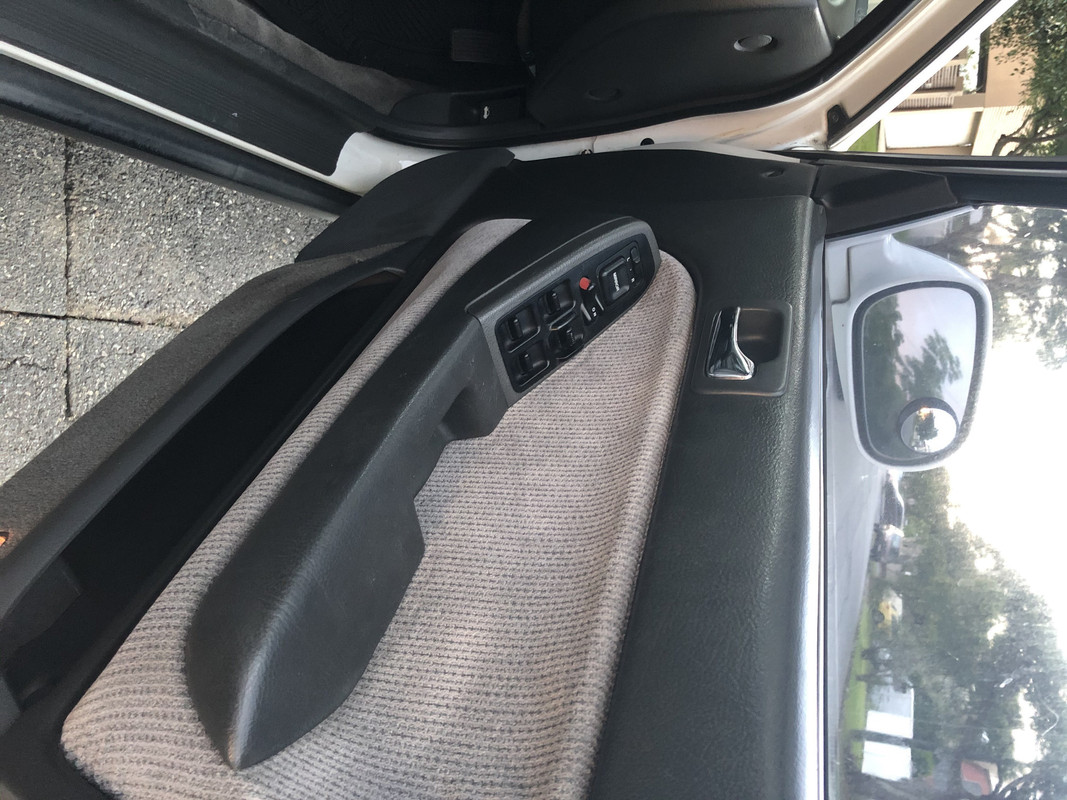 CDF3F3DA-0618-4F32-A90E-602AF71EE031