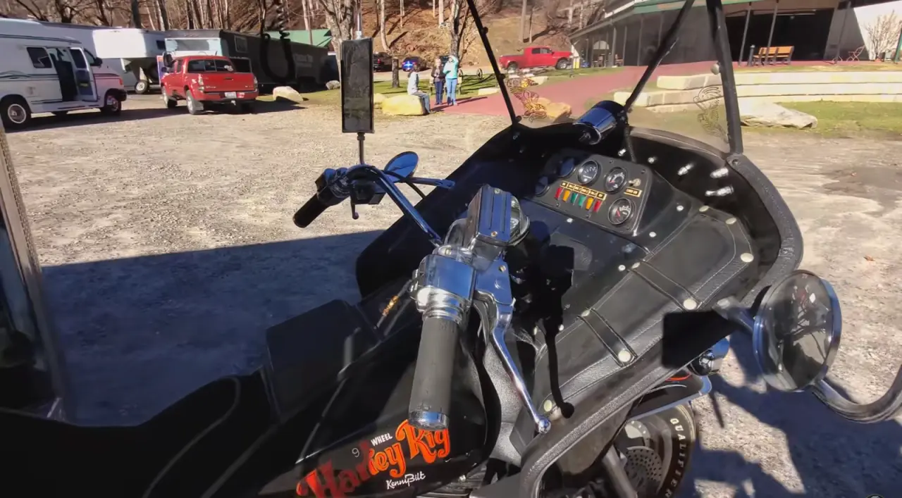 Кемпер KennyBilt Harley-Davidson