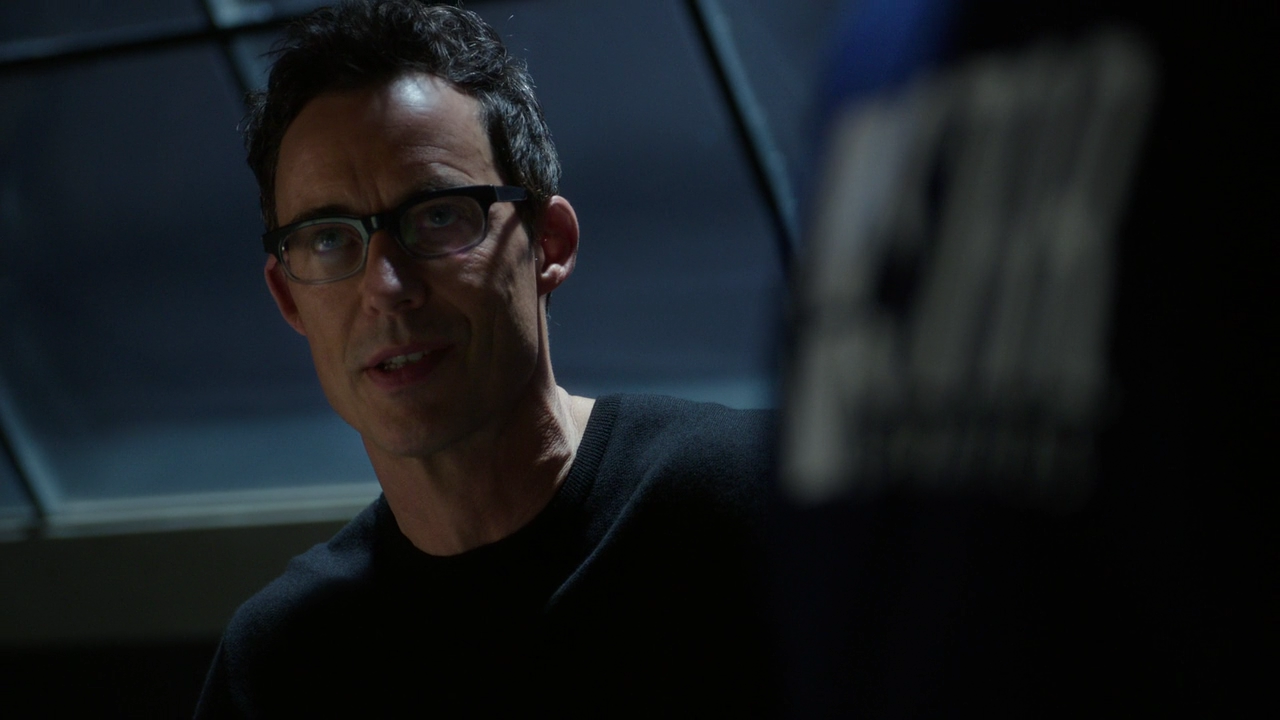 The.Flash.S01E01.Una.citta.di.eroi.720p.BDRip.ITA.ENG.AC3.x264-BlackBit[screenshot 5]