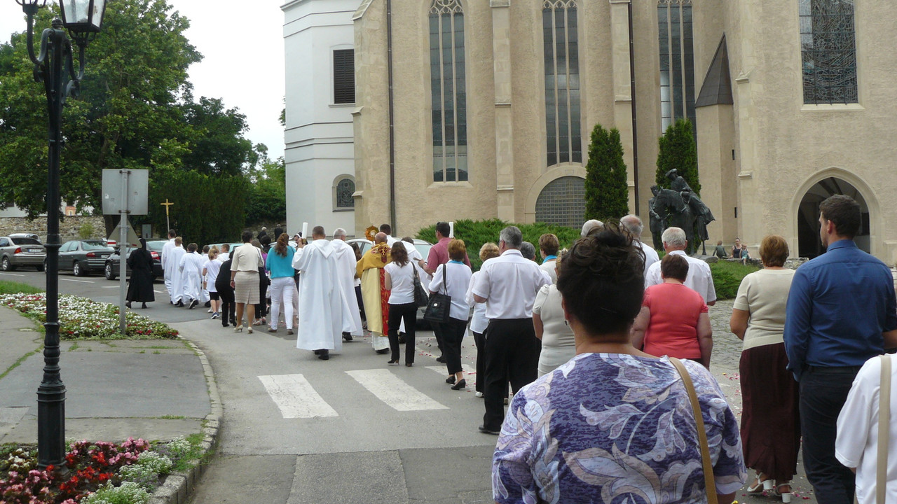 [Obrazek: 1ec352482731b4a0.jpg]