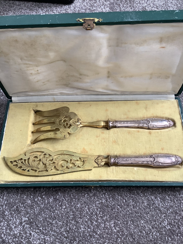 EFC9E414-C632-4541-9592-935C0E0136AF