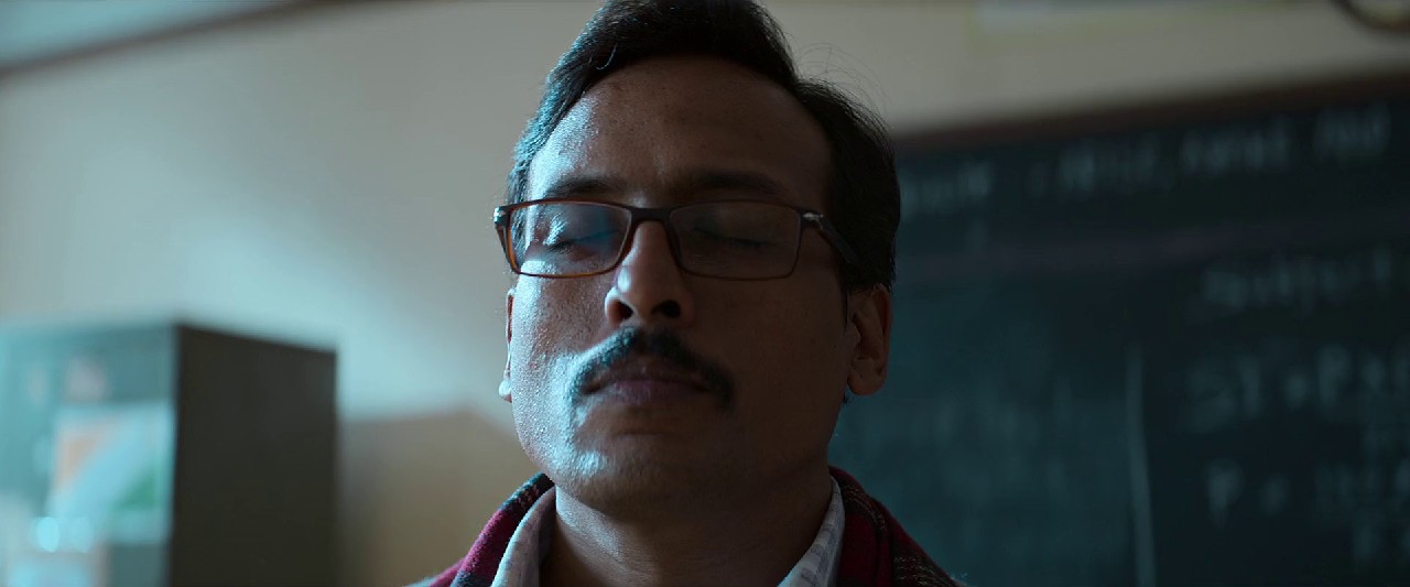 Cuttputlli-2022-WEBRip-Hindi-1080p-x264-AVC-DD-5-1-ESub-mkv-0001