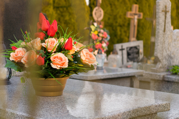 headstones with vases