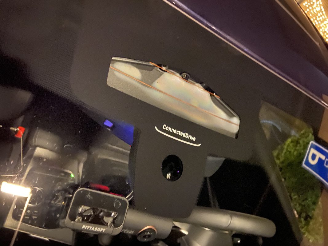 7793B219-E2FB-4EDB-B455-B471DC34EA99