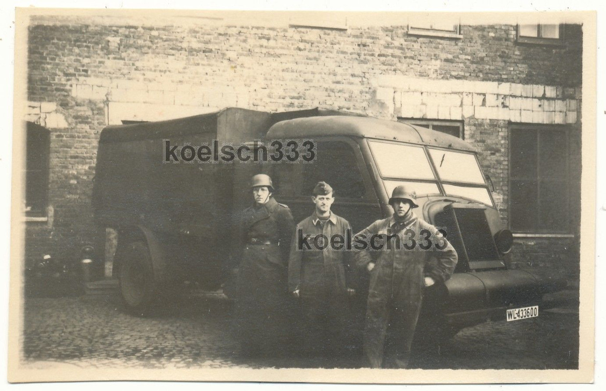 Foto französischer Renault AGR LKW Holzvergaser 