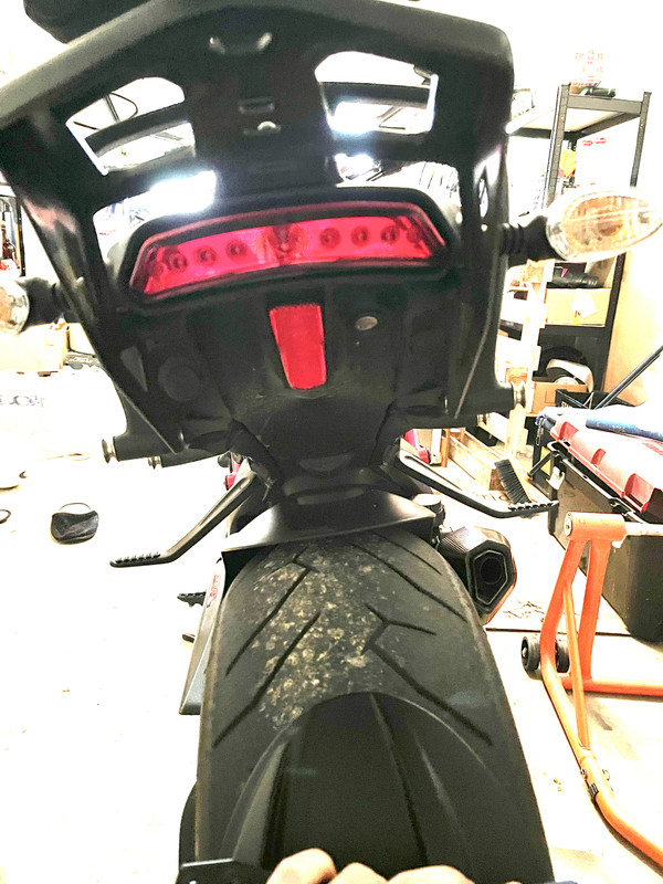 FC2C3279-0940-4CC9-85E6-245D93C8771A