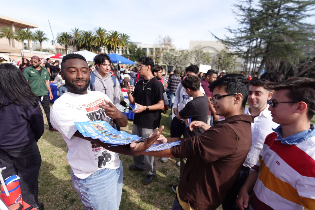 Large student group photo