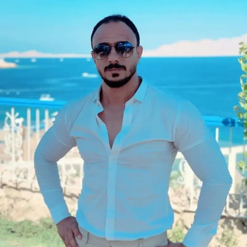 وليد فيصل - خبير البيع
