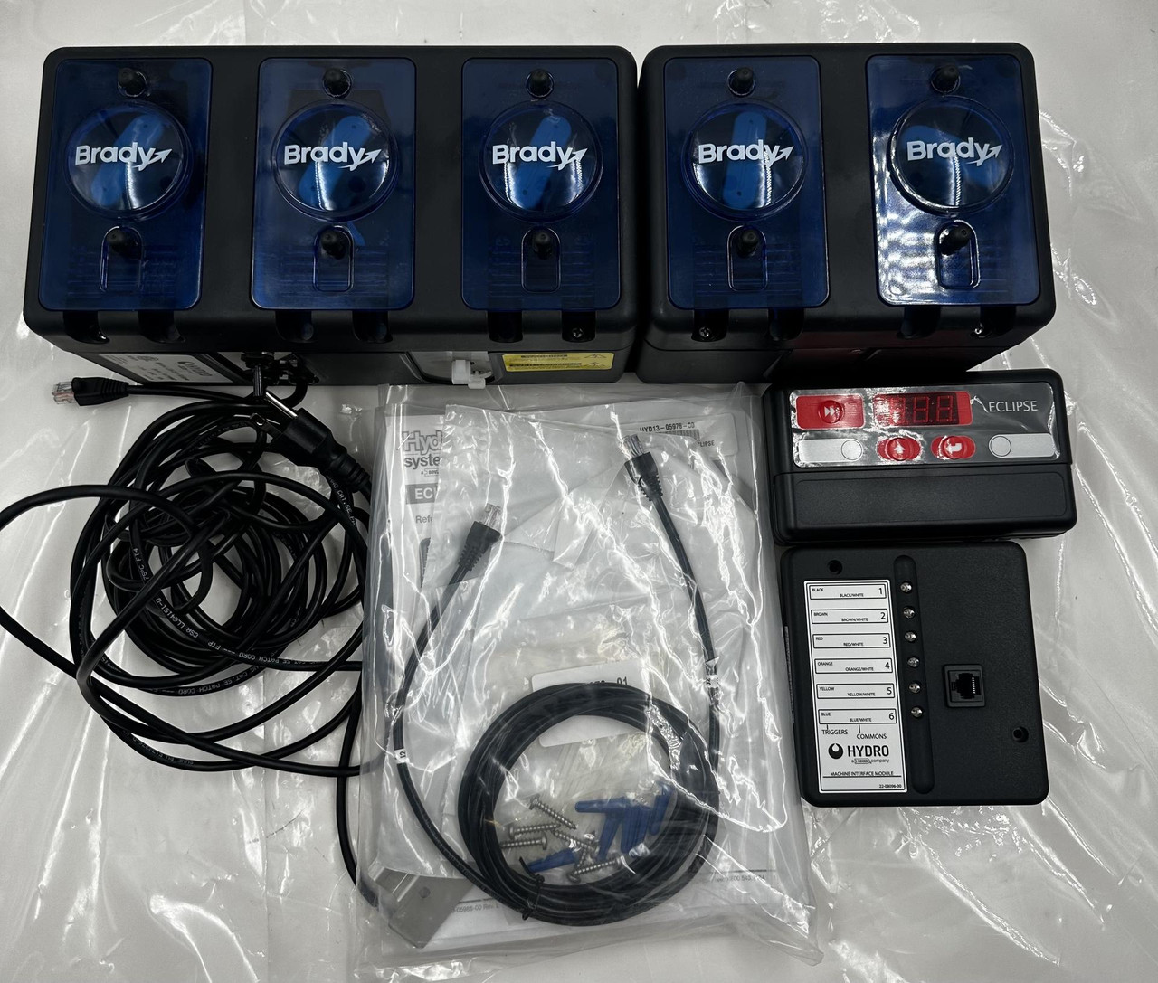 HYDRO SYTEMS LAUNDRY LM-250-ECLIPSE 5 PUMP DISPENSER LC-200 BRADY CONTROLLER