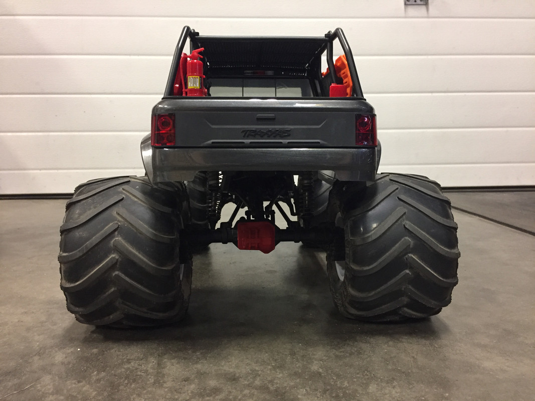 B3051133-AFF3-40F2-B266-5E8913B6AC82