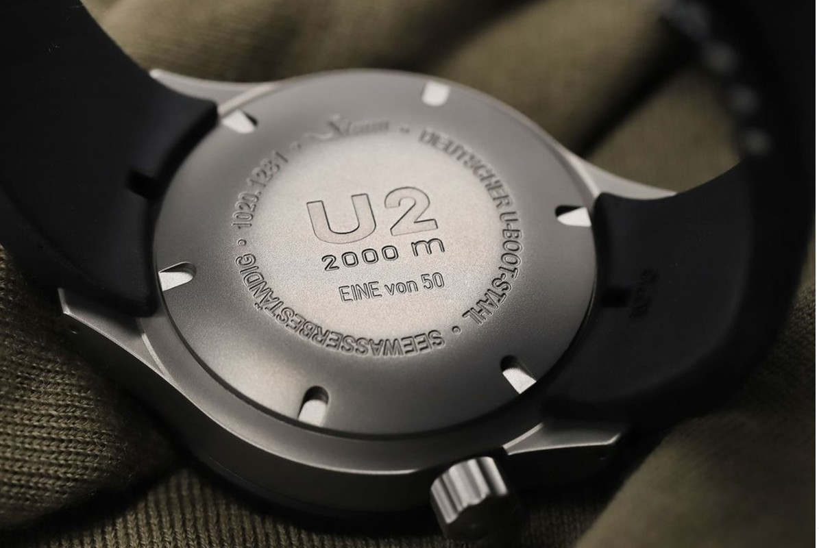 E25BA9DE-D905-4B7A-A2A5-87C8D2F360D9