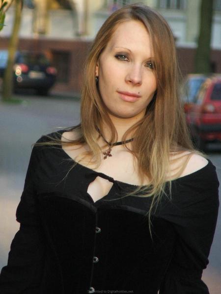 Goth-(10)