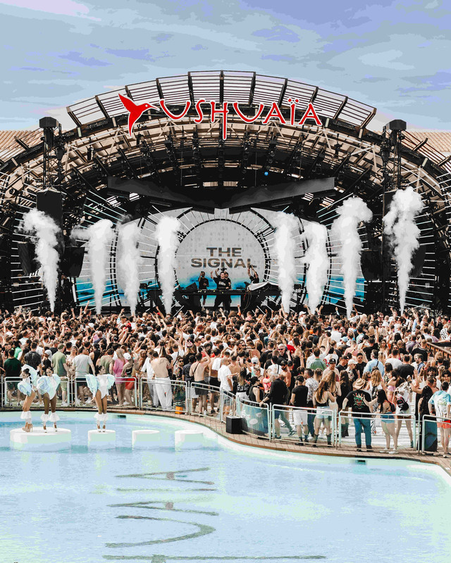 ushuaia-the-signal-pool