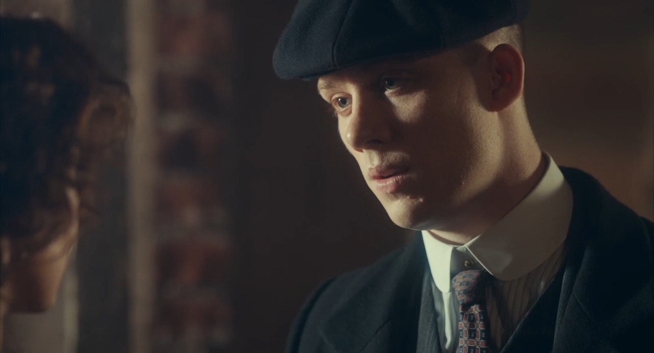 Peaky Blinders 2014 BluRay Season 2 [Hindi + Tamil + English] 480p 720p ESub Screenshot